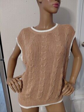 Women's Cable Knit Sleeveless Sweater in Tan with White Trim
